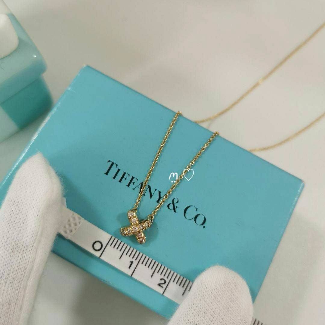 Tiffany & Co.(ティファニー)のティファニー　クロスステッチ　ダイヤモンドネックレス　Ꮶ18ゴールド　ペンダント レディースのアクセサリー(ネックレス)の商品写真