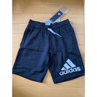 アディダス(adidas)のadidas ハーフパンツ(パンツ/スパッツ)