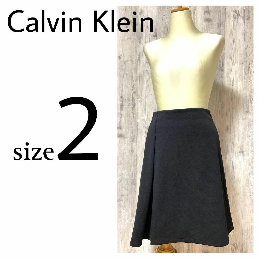 Calvin Klein(カルバンクライン)の極美品【Calvin Klein】アシンメトリープリーツ ミディ丈スカート 黒 レディースのスカート(ひざ丈スカート)の商品写真