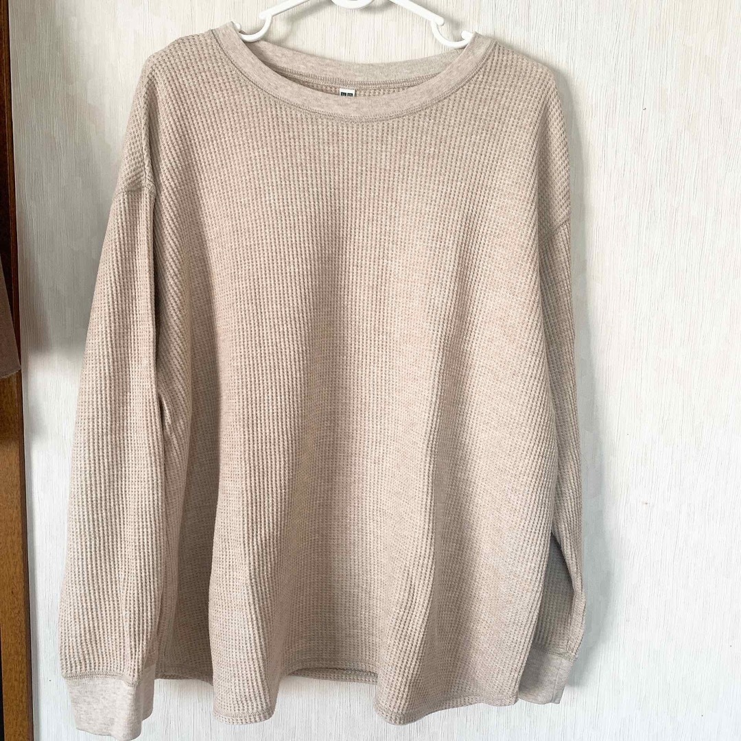 UNIQLO(ユニクロ)のユニクロ　UNIQLO ワッフルクルーネックt  ベージュ　3XL レディースのトップス(Tシャツ(長袖/七分))の商品写真