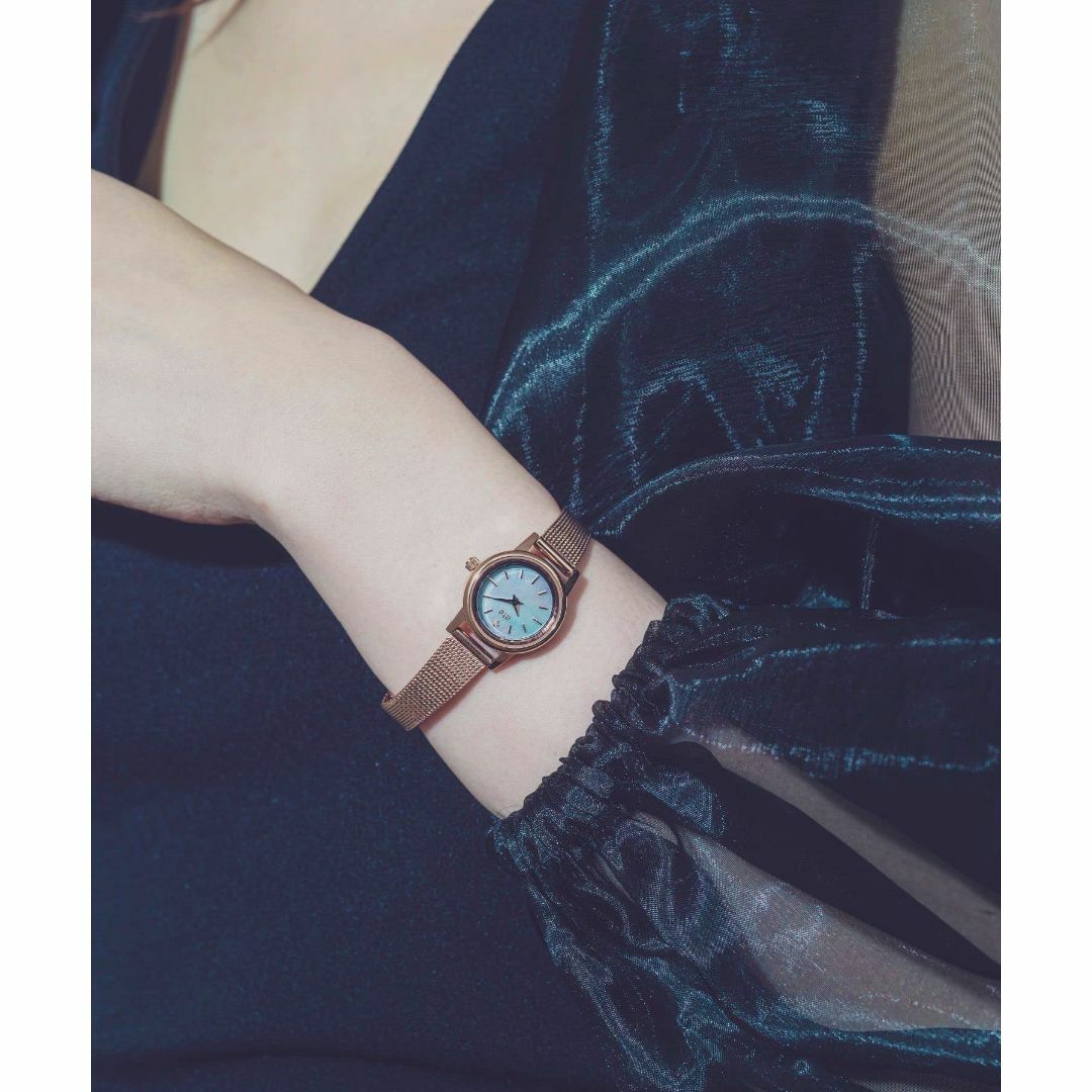 【色: B】(エテ) ete ソーラーウォッチ メッシュベルト 890395_8 レディースのファッション小物(腕時計)の商品写真