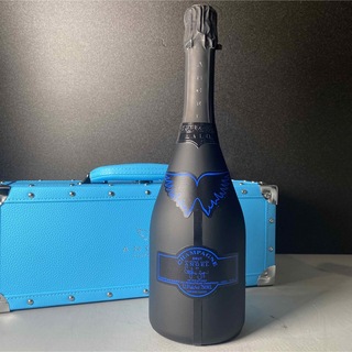 エンジェル　シャンパン　ヘイロー　ブルー　青　箱付き　ケース(シャンパン/スパークリングワイン)