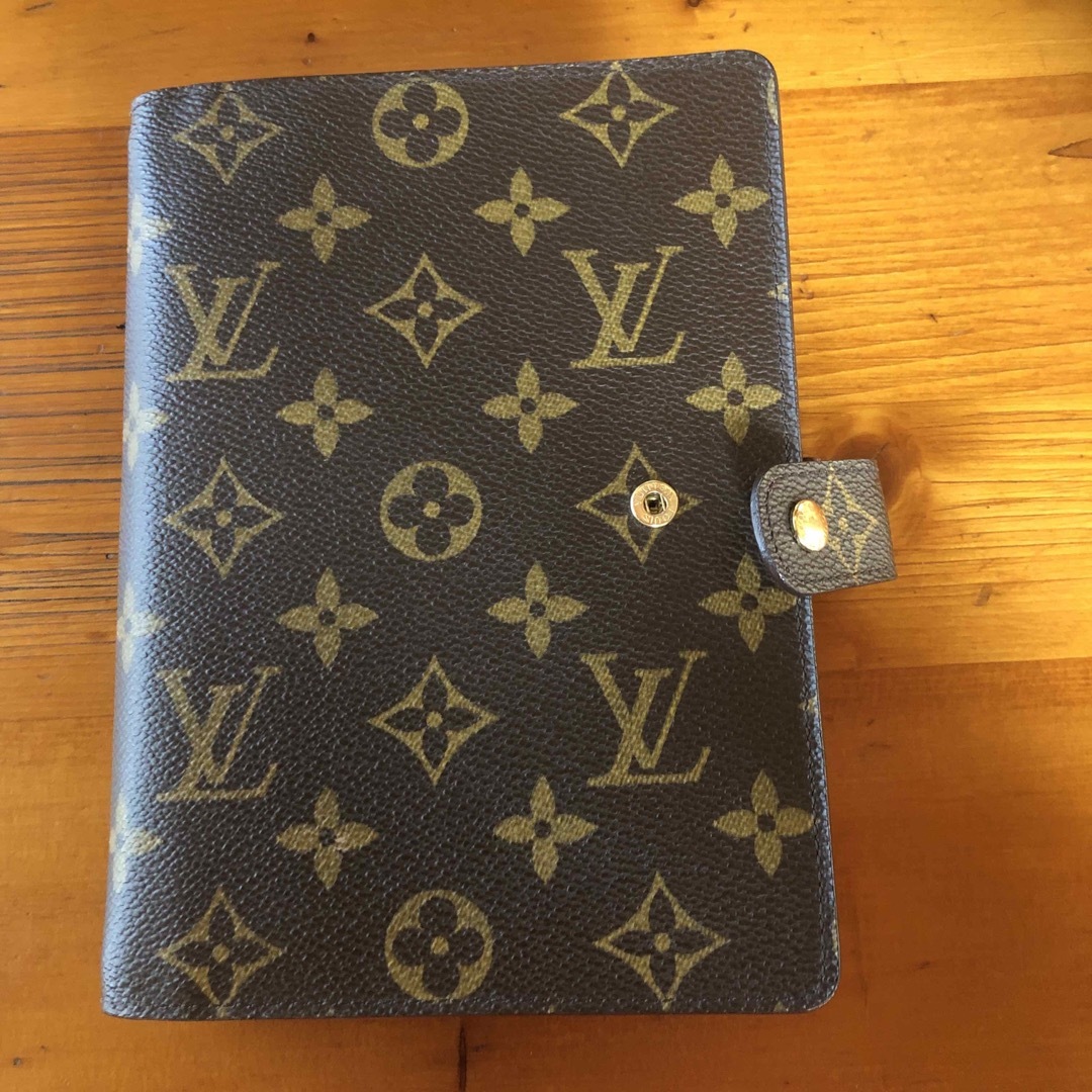 LOUIS VUITTON(ルイヴィトン)の超美品　ルイヴィトン　手帳　カバー　MM インテリア/住まい/日用品の文房具(カレンダー/スケジュール)の商品写真