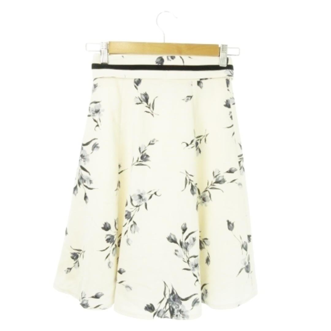 MISCH MASCH(ミッシュマッシュ)のミッシュマッシュ スカート フレア ひざ丈 ベルト リボン 花柄 XS 白 レディースのスカート(ひざ丈スカート)の商品写真