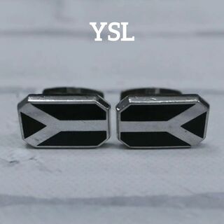 イヴサンローラン(Yves Saint Laurent)の【匿名配送】YSL イヴサンローラン カフス シルバー ロゴ シンプル 黒(カフリンクス)