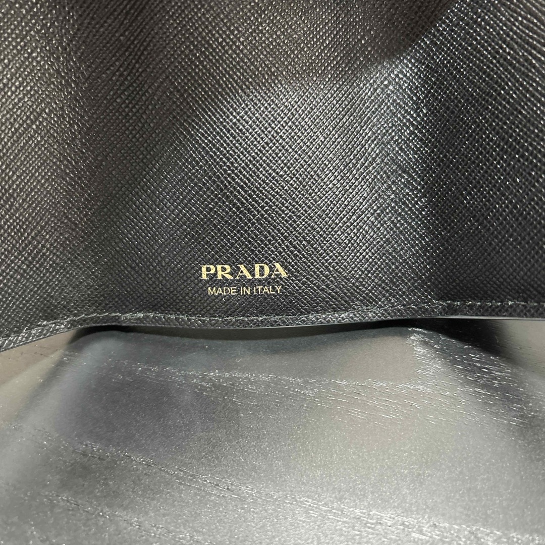 PRADA(プラダ)のPRADA 三つ折財布 レディースのファッション小物(財布)の商品写真