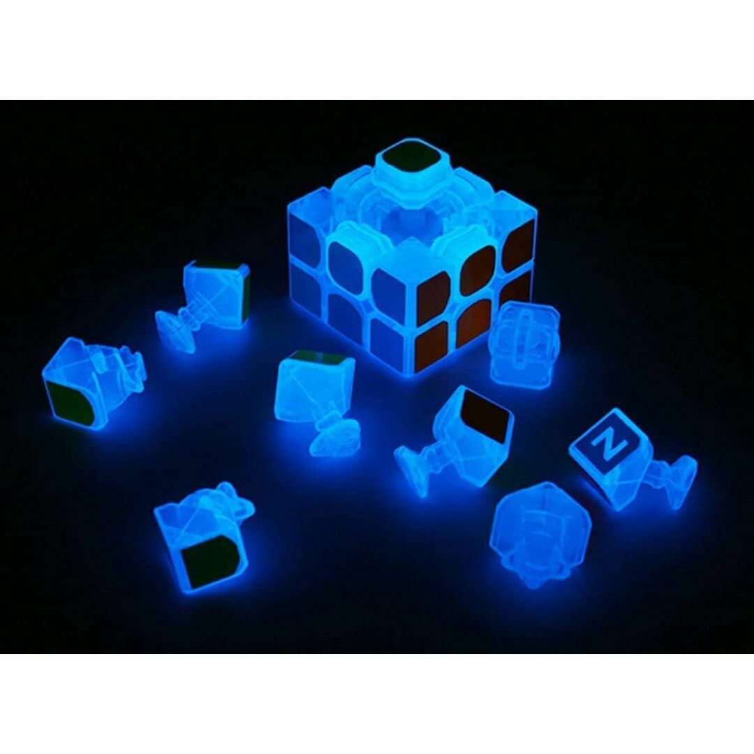 3x3 ブルー蛍光スピードキューブ 暗闇で光る マジックスピードキューブ 3D  キッズ/ベビー/マタニティのキッズ/ベビー/マタニティ その他(その他)の商品写真