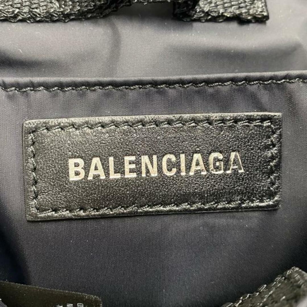 Balenciaga(バレンシアガ)のBALENCIAGA(バレンシアガ) ショルダーバッグ美品  アーミーメッセンジャー 656106 黒 2way/ストラップ着脱可 ナイロン レディースのバッグ(ショルダーバッグ)の商品写真