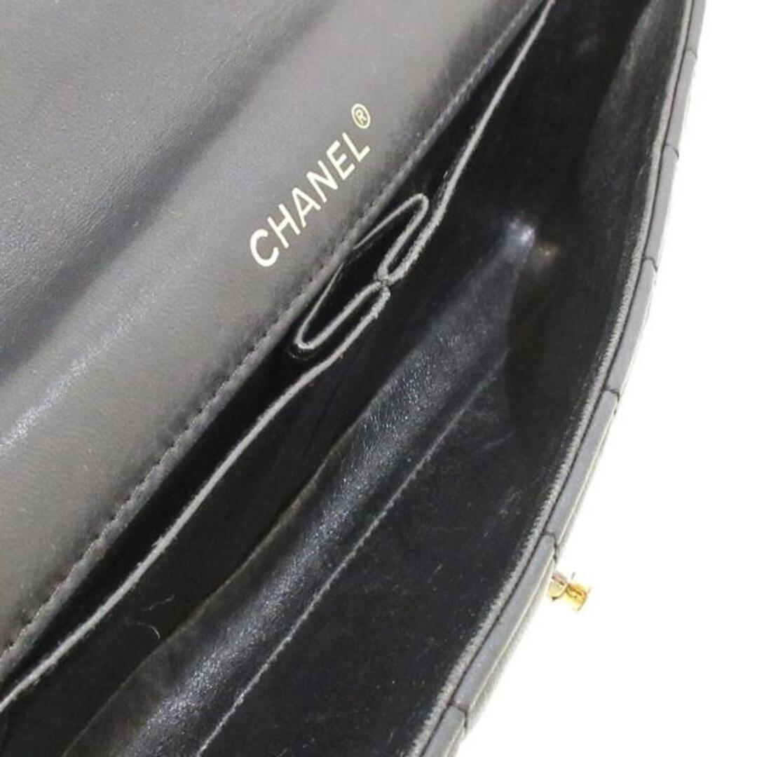 CHANEL(シャネル)のCHANEL(シャネル) ショルダーバッグ レディース チョコバー A15316 黒 チェーンショルダー/ゴールド金具 ラムスキン レディースのバッグ(ショルダーバッグ)の商品写真