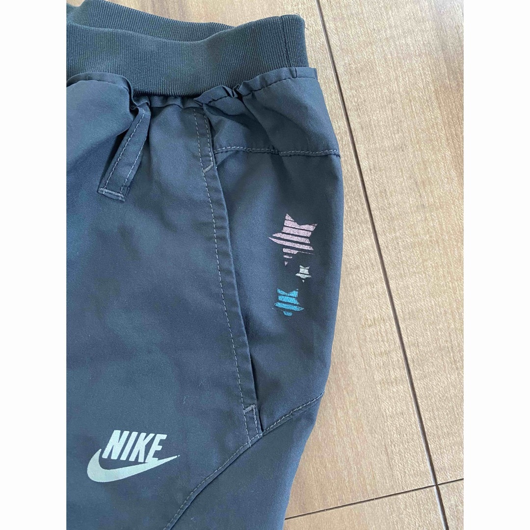 NIKE(ナイキ)のNIKE パンツ　120 キッズ/ベビー/マタニティのキッズ服女の子用(90cm~)(パンツ/スパッツ)の商品写真