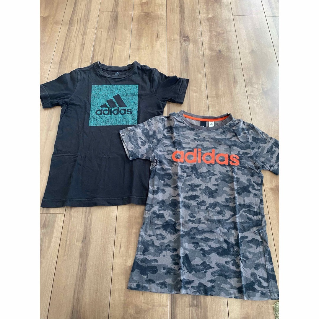 adidas(アディダス)のアディダス　Tシャツ　140  キッズ/ベビー/マタニティのキッズ服男の子用(90cm~)(Tシャツ/カットソー)の商品写真