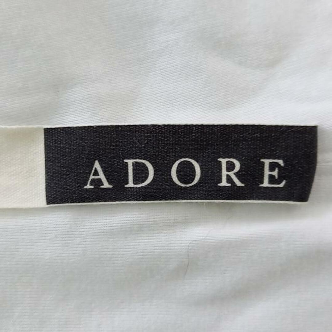 ADORE(アドーア)のADORE(アドーア) チュニック サイズ38 M レディース美品  - 白 クルーネック/ノースリーブ/サイドスリット レディースのトップス(チュニック)の商品写真