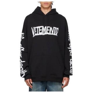 ヴェトモン(VETEMENTS)のvetements world tour hoodie XS(パーカー)