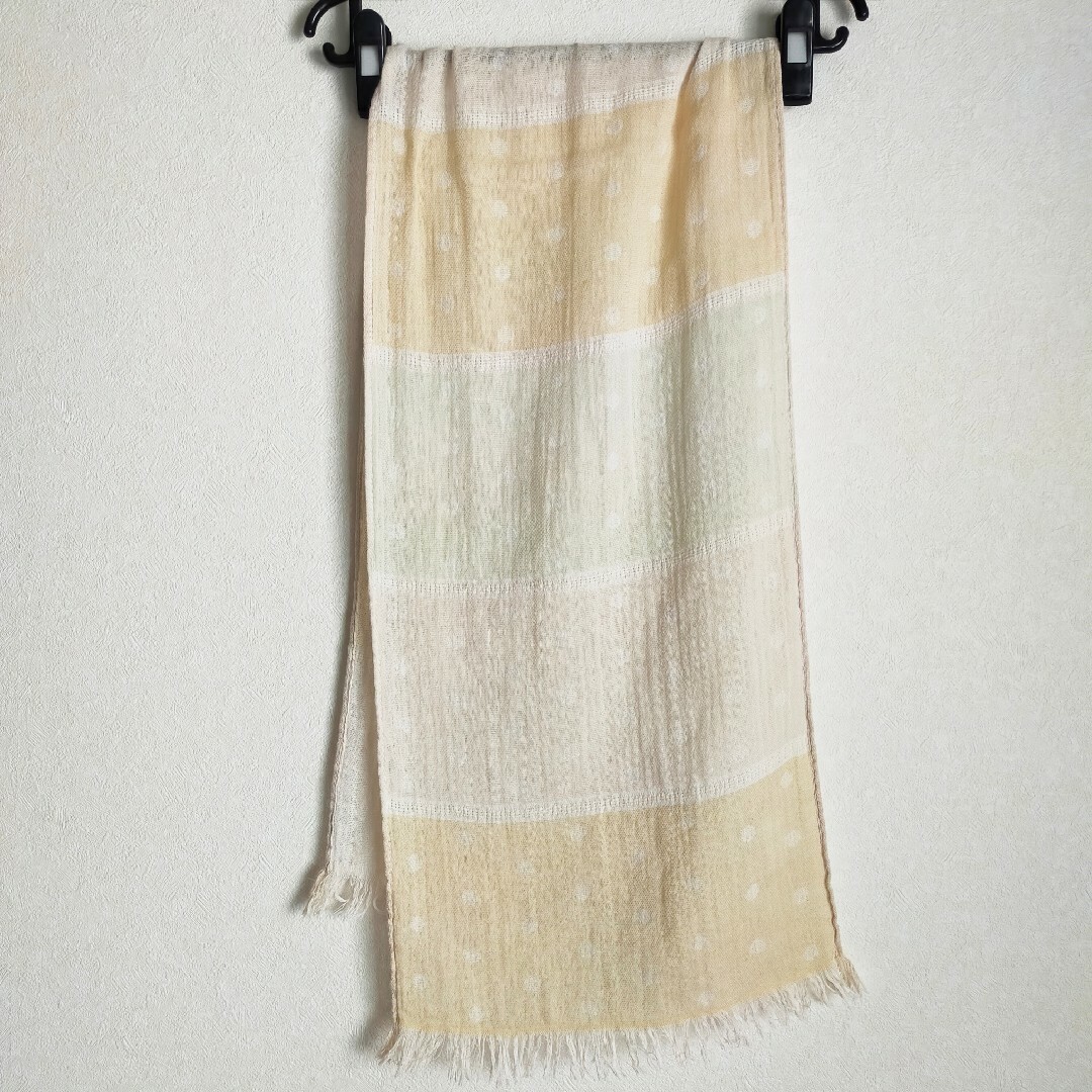 スカーフ　ショール　ストール　襟巻　首巻　日よけ レディースのファッション小物(ストール/パシュミナ)の商品写真