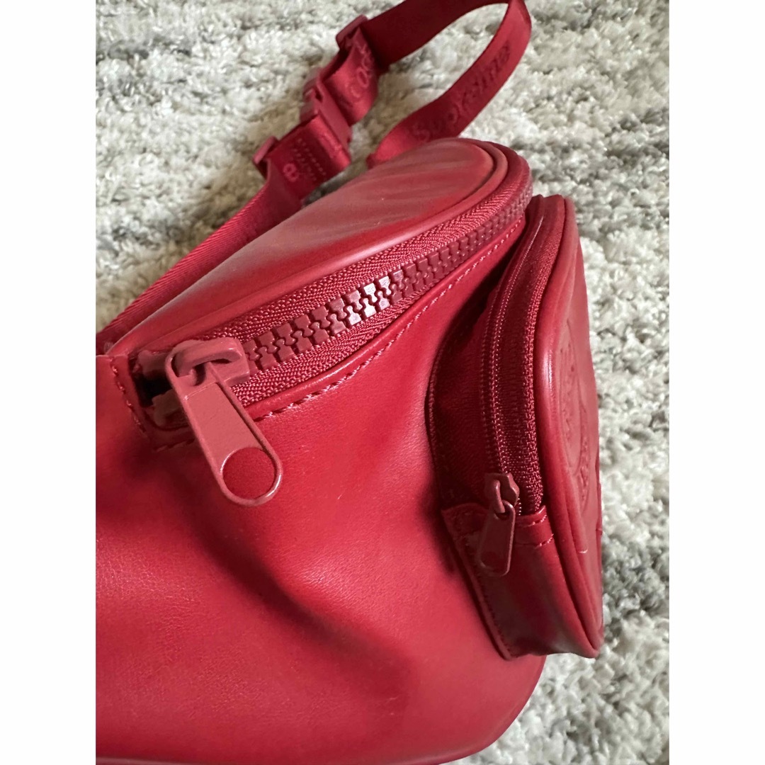 Supreme(シュプリーム)のsupream シュプリーム ラコステ コラボ ウエストポーチ ボディバッグ 赤 メンズのバッグ(ボディーバッグ)の商品写真