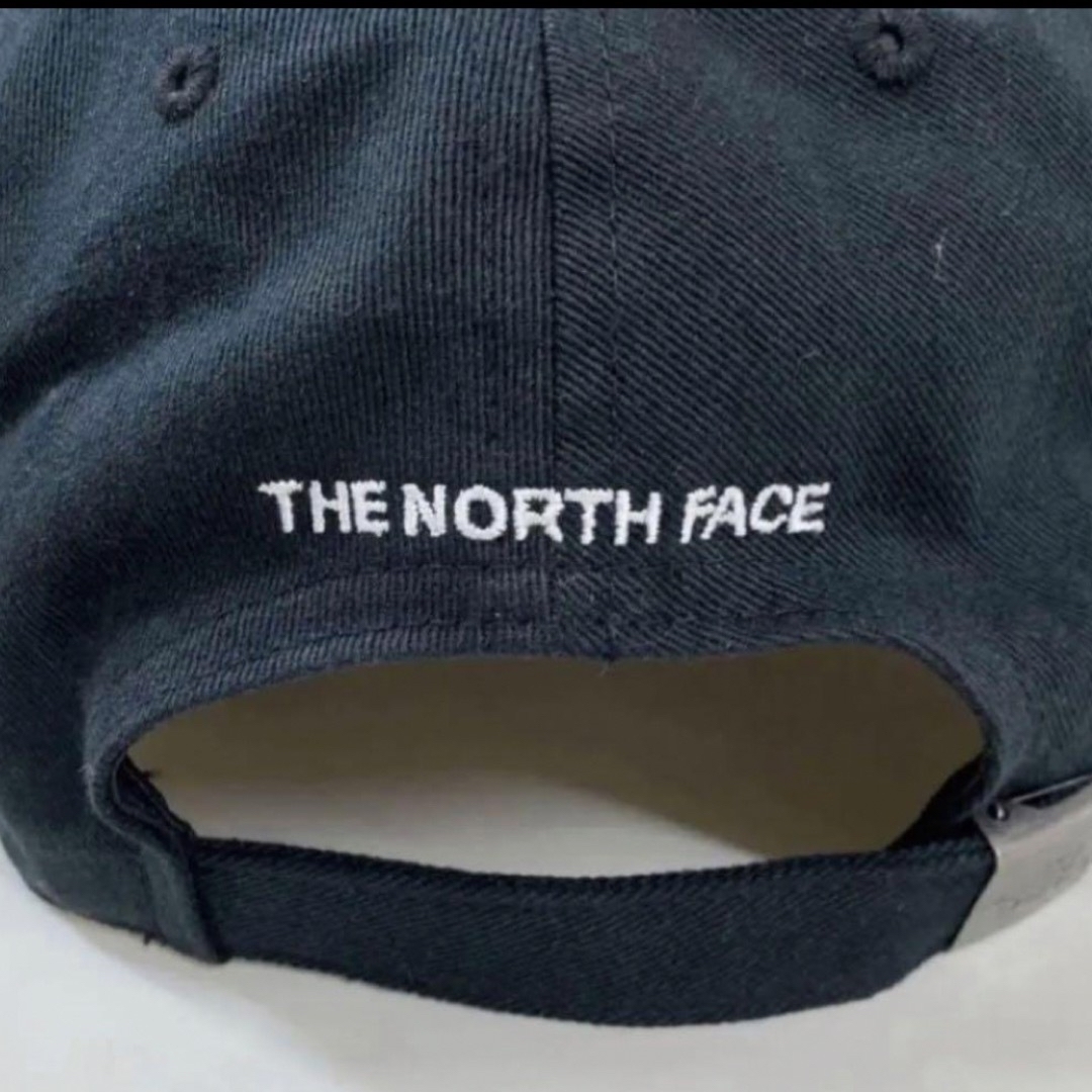 THE NORTH FACE(ザノースフェイス)の値引可ノースフェイスTHE NORTH FACEブラックロゴキャップ新品送料無料 メンズの帽子(キャップ)の商品写真