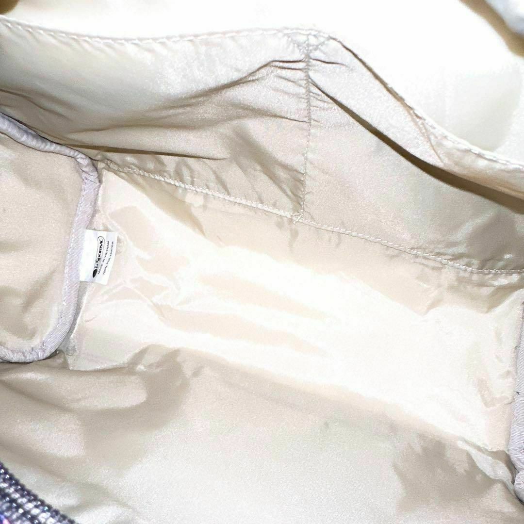 LeSportsac(レスポートサック)の希少/日本限定モデル【レスポートサック】花柄 総柄 ショルダーバッグ ピンク×白 レディースのバッグ(ショルダーバッグ)の商品写真
