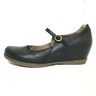 ダンスコ(dansko)のDANSKO(ダンスコ) パンプス 38 レディース - 黒 インヒール レザー(ハイヒール/パンプス)