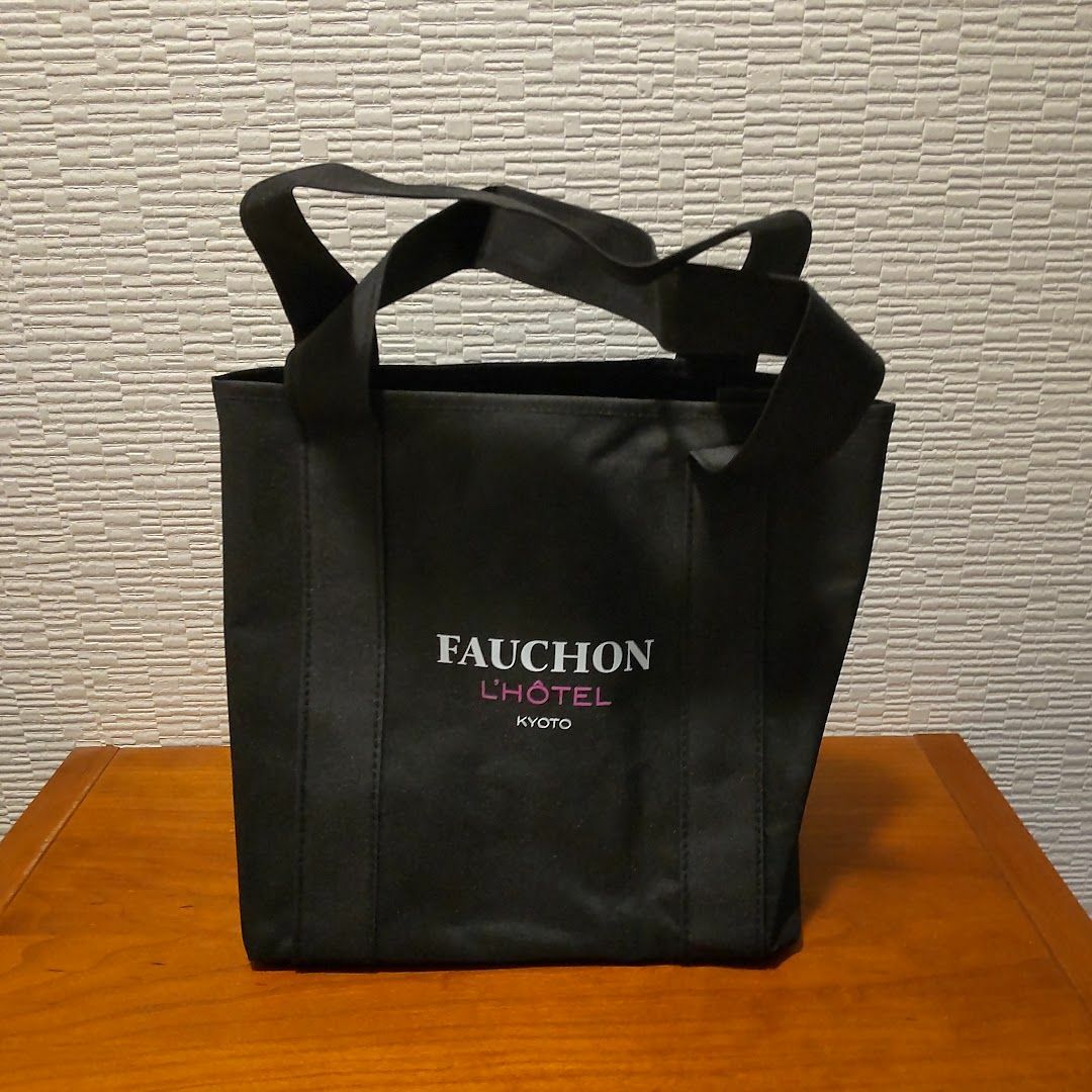 FAUCHON(フォション)のフォション トートバッグ FAUCHON GLOW グロウ 付録 レディースのバッグ(トートバッグ)の商品写真