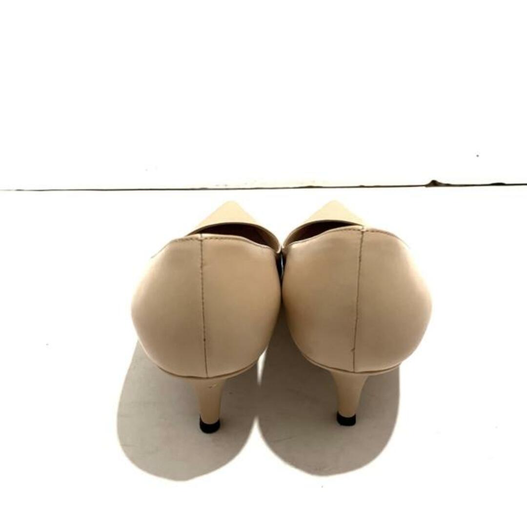Furla(フルラ)のFURLA(フルラ) パンプス 35 1/2 J レディース - ピンクベージュ レザー レディースの靴/シューズ(ハイヒール/パンプス)の商品写真