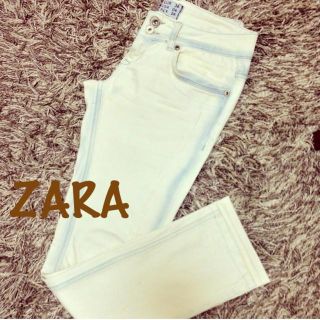 ザラ(ZARA)のZARAのホワイトデニム(デニム/ジーンズ)