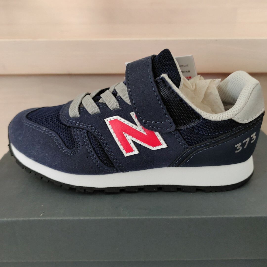 New Balance(ニューバランス)の新品未使用 new balance373  ジュニアサイズ キッズ/ベビー/マタニティのキッズ靴/シューズ(15cm~)(スニーカー)の商品写真