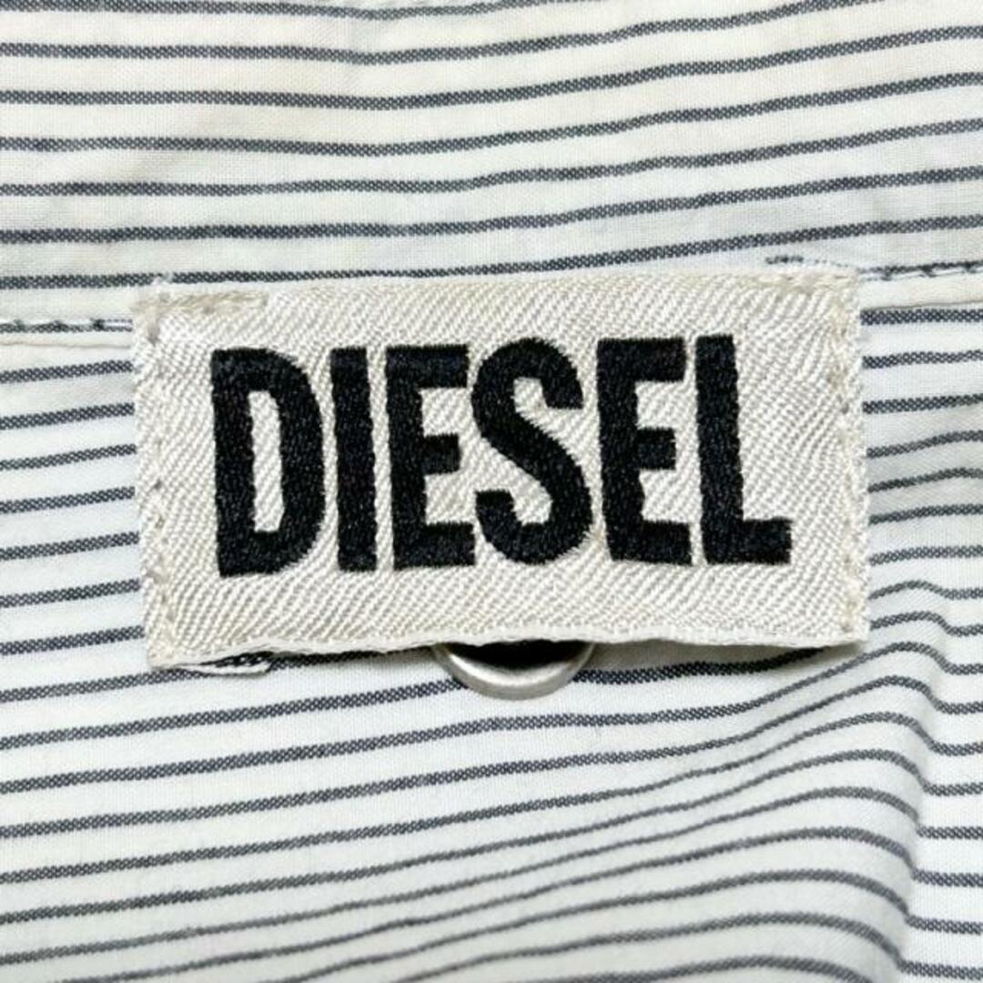 DIESEL(ディーゼル)のDIESEL(ディーゼル) 長袖シャツブラウス サイズS レディース - 白×ダークグレー ストライプ レディースのトップス(シャツ/ブラウス(長袖/七分))の商品写真