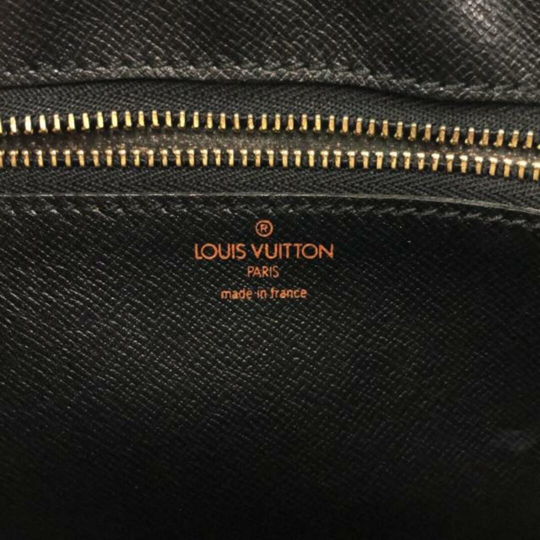 LOUIS VUITTON(ルイヴィトン)のLOUIS VUITTON(ルイヴィトン) ショルダーバッグ エピ トロカデロ24 M52317 カスティリアンレッド レザー レディースのバッグ(ショルダーバッグ)の商品写真