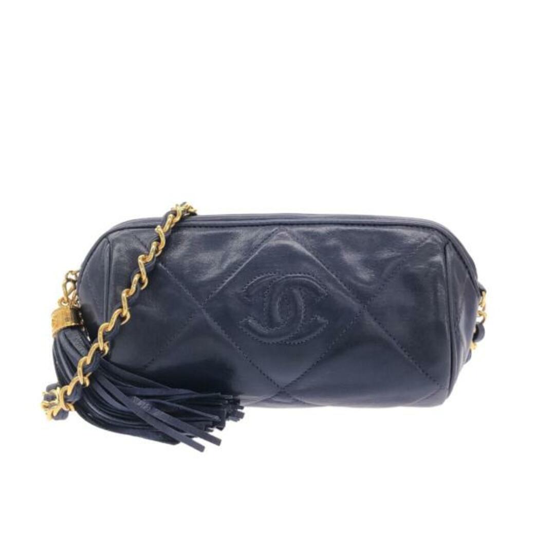 CHANEL(シャネル)のCHANEL(シャネル) ショルダーバッグ - ネイビー チェーンショルダー/ゴールド金具/タッセル/ミニサイズ ラムスキン レディースのバッグ(ショルダーバッグ)の商品写真