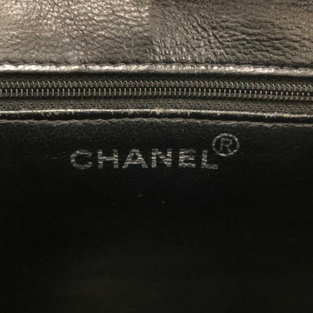 CHANEL(シャネル)のCHANEL(シャネル) ショルダーバッグ - 黒 シルバー金具 キャビアスキン レディースのバッグ(ショルダーバッグ)の商品写真