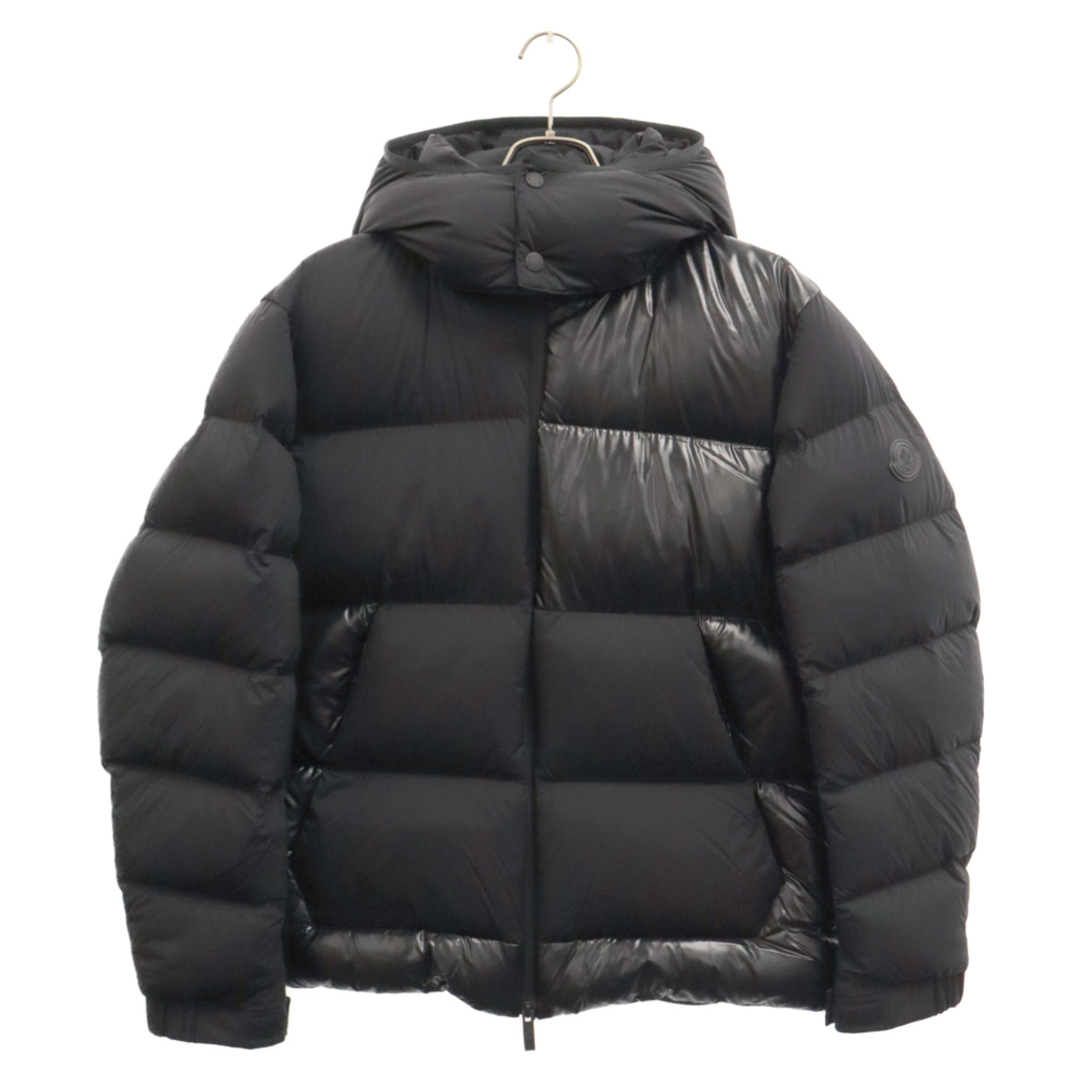 MONCLER(モンクレール)のMONCLER モンクレール PALLARDY GIUBBOTTO パラディ バックロゴ フーディー ダウンジャケット ブラック G20911A00030 53132 メンズのジャケット/アウター(ダウンジャケット)の商品写真