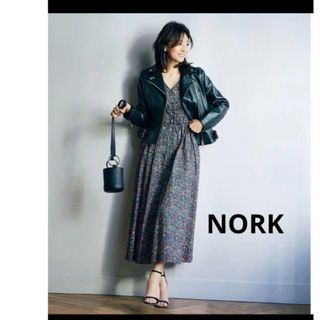 ノーク(N.O.R.C)の【極美品】N.O.R.Kノーク　小花柄ワンピース(ロングワンピース/マキシワンピース)