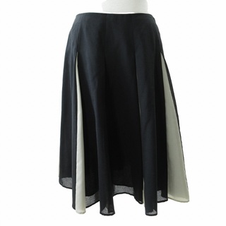 シビラ(Sybilla)のシビラ 美品 フレアプリーツスカート 透け感 ひざ丈 黒 ブラック 白 M (ひざ丈スカート)