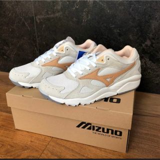 イルビゾンテ(IL BISONTE)のIL BISONTE Mizuno Sky Medal "Beige" (スニーカー)