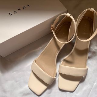 ランダ(RANDA)のRANDA ストラップサンダル 新品未使用(サンダル)