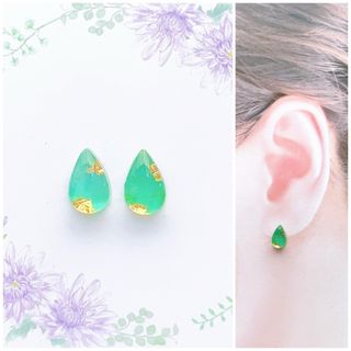 グリーン10mm雫ピアス/イヤリング(ピアス)