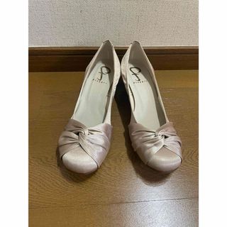 フラッパー(FLAPPER)のなんでもあう！ゴールド靴★結婚式にも(ハイヒール/パンプス)