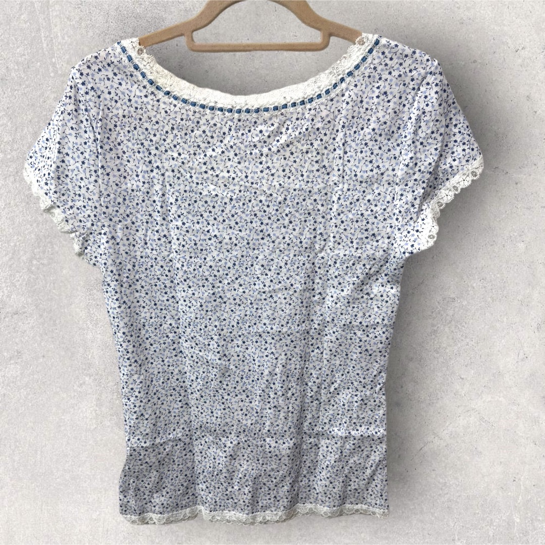 TUNIC(チュニック)の★新品★ TUNIC チュニック　花柄フレンチシャツ　Fサイズ レディースのトップス(Tシャツ(半袖/袖なし))の商品写真