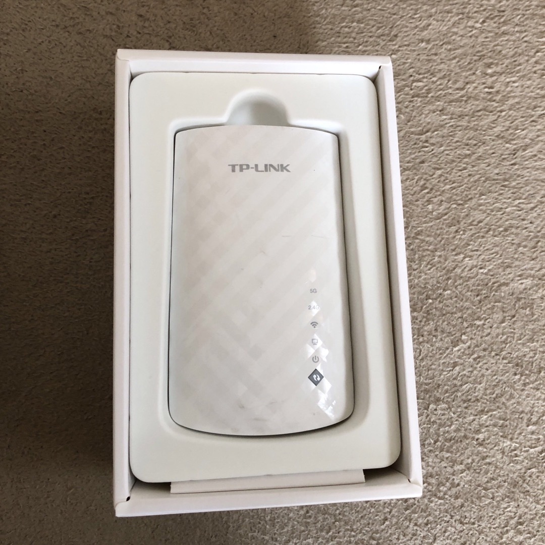 TP-Link(ティーピーリンク)のTP-LINK 無線LAN中継器 RE200 スマホ/家電/カメラのPC/タブレット(PC周辺機器)の商品写真