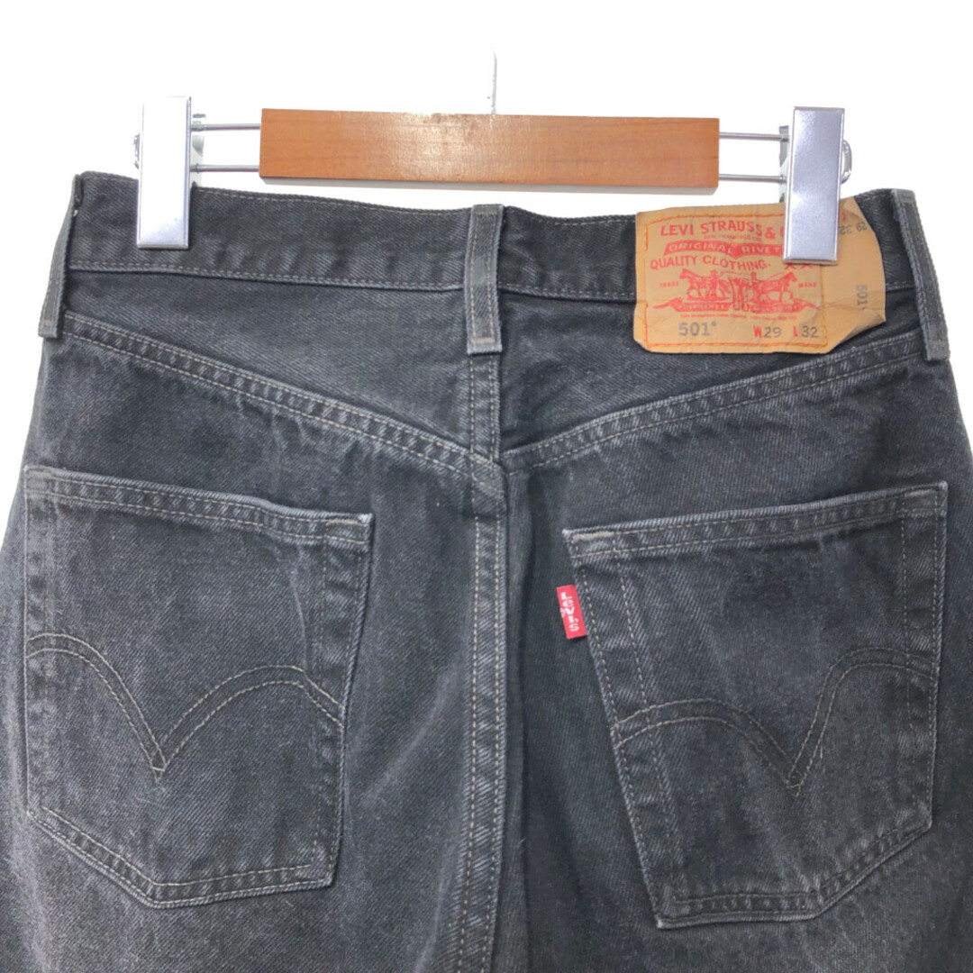 Levi's(リーバイス)のLevi's リーバイス 501 デニムパンツ アメカジ ブラック (メンズ W29 L32) 中古 古着 Q4437 メンズのパンツ(デニム/ジーンズ)の商品写真