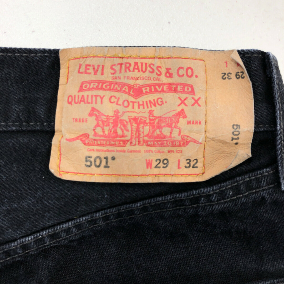 Levi's(リーバイス)のLevi's リーバイス 501 デニムパンツ アメカジ ブラック (メンズ W29 L32) 中古 古着 Q4437 メンズのパンツ(デニム/ジーンズ)の商品写真
