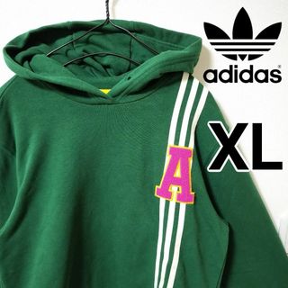 オリジナルス(Originals（adidas）)のアディダス 緑 ロゴパッチ クロップド パーカー スリーストライプス 女性XL(パーカー)