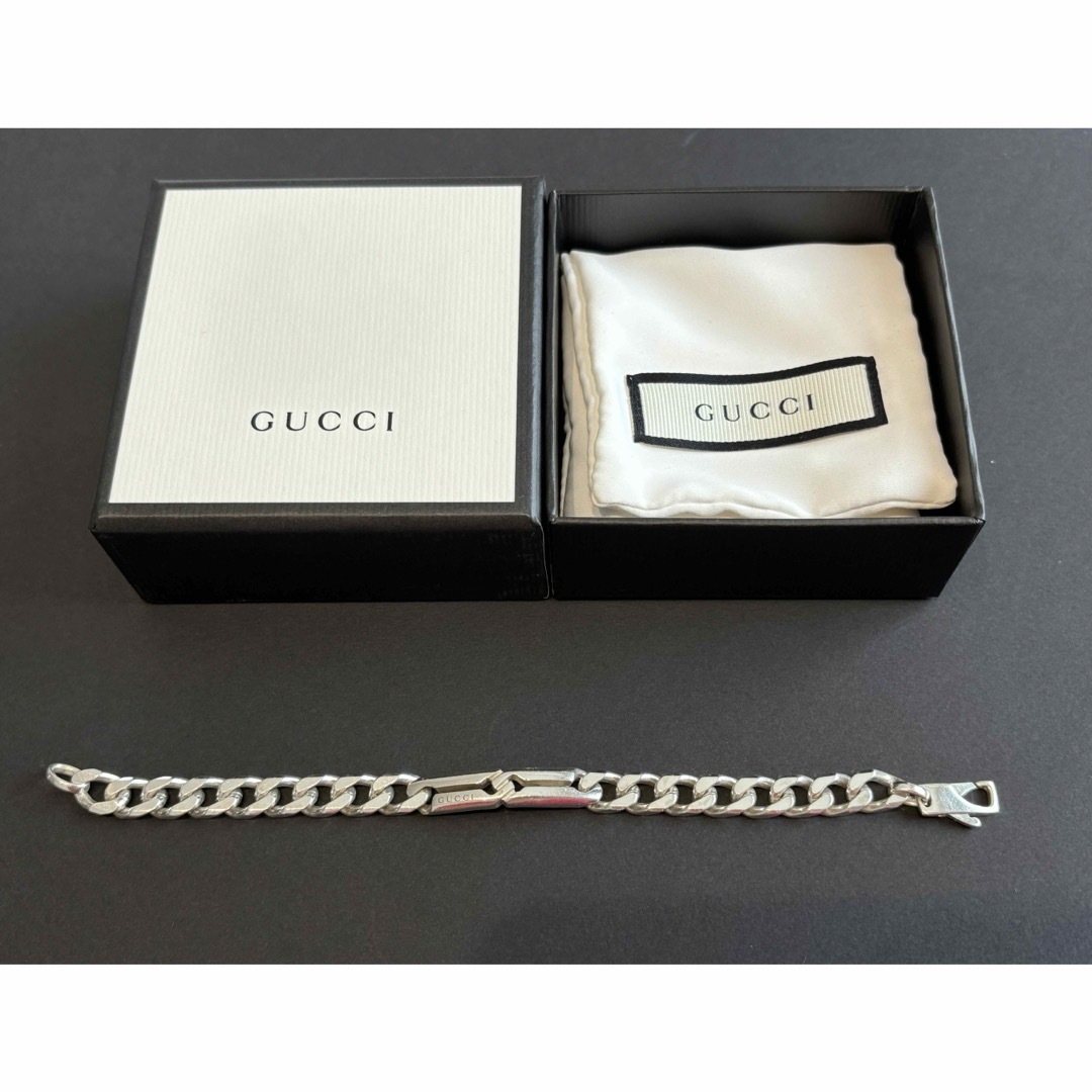 Gucci(グッチ)のグッチ　ブレスレット　シルバー　17cm レディースのアクセサリー(ブレスレット/バングル)の商品写真