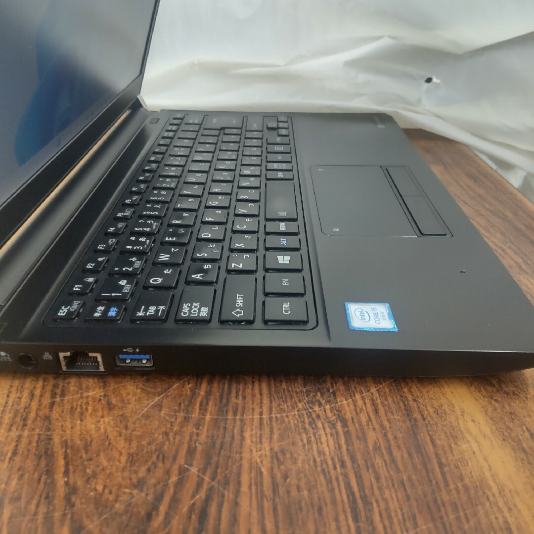 東芝(トウシバ)のWin11☆驚速M.2 Core i5 軽量薄型ノートPC メモリ8GB　n2 スマホ/家電/カメラのPC/タブレット(ノートPC)の商品写真