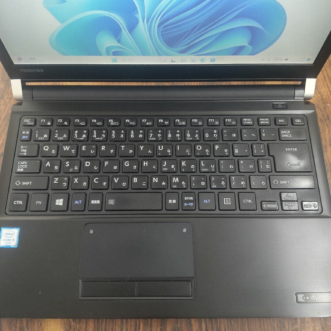 東芝(トウシバ)のWin11☆驚速M.2 Core i5 軽量薄型ノートPC メモリ8GB　n2 スマホ/家電/カメラのPC/タブレット(ノートPC)の商品写真