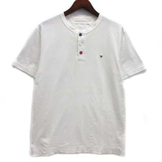 トミーヒルフィガー(TOMMY HILFIGER)のトミーヒルフィガー ヘンリーネック Tシャツ カットソー 半袖 ワンポイント 白(Tシャツ/カットソー(半袖/袖なし))