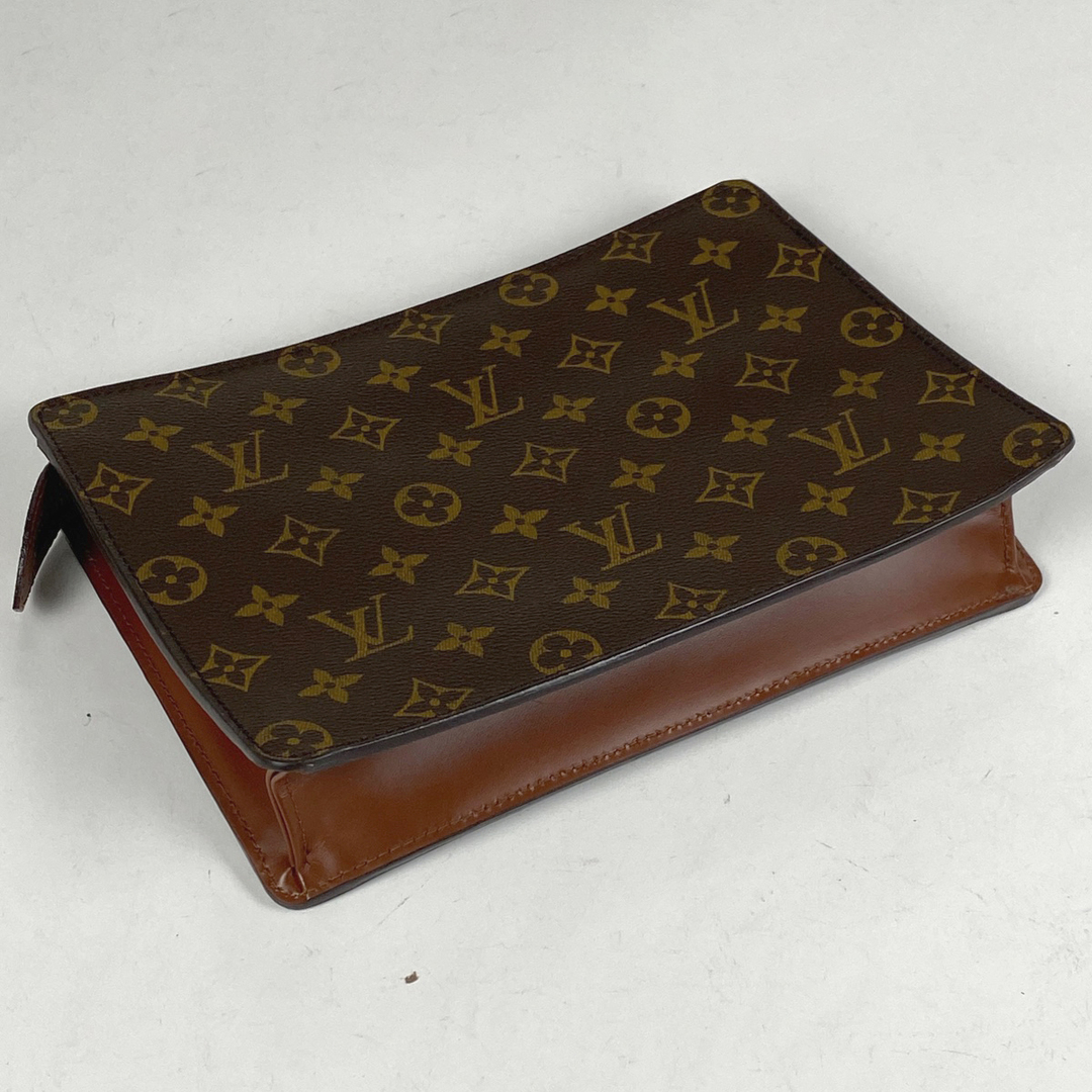 LOUIS VUITTON(ルイヴィトン)のルイ・ヴィトン ポシェット・オム メンズ 【中古】 メンズのバッグ(セカンドバッグ/クラッチバッグ)の商品写真