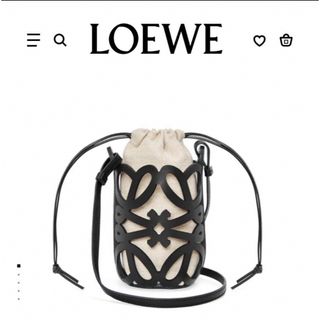 ロエベ(LOEWE)の美品LOEWE ロエベ ポケット アナグラムカットアウトバック ブラック黒(ショルダーバッグ)