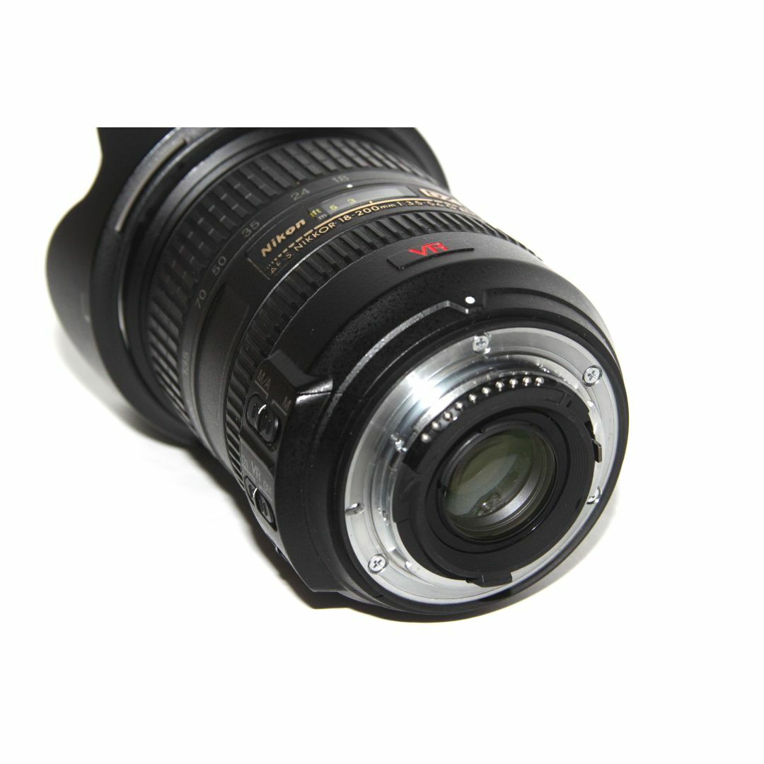 Nikon(ニコン)の【美品】Nikon DX AF-S NIKKOR 18-200mm  VR スマホ/家電/カメラのカメラ(レンズ(ズーム))の商品写真