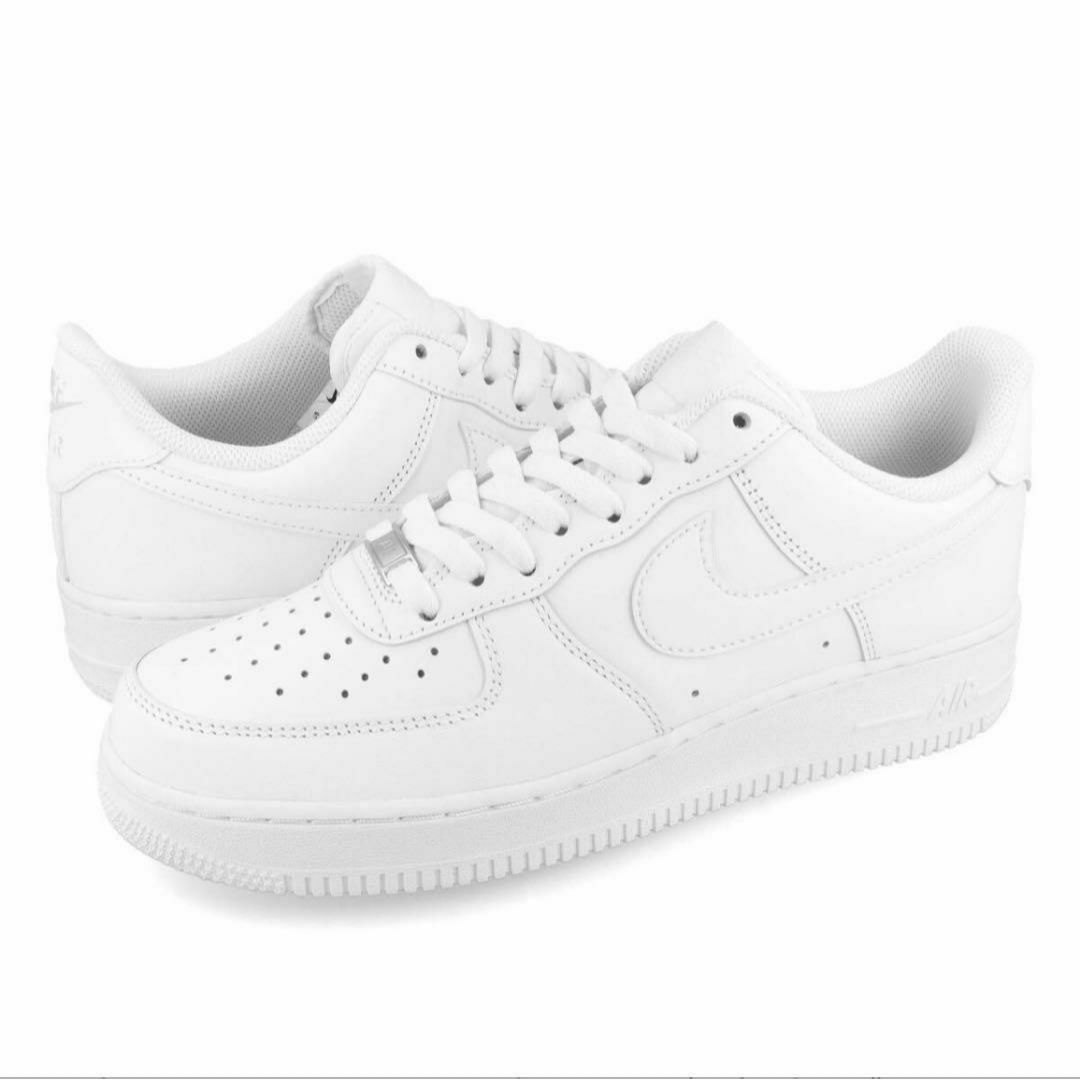 NIKE(ナイキ)の【新品】AIR FORCE 1 ’07 エアフォース 1 ’07　28.0cm メンズの靴/シューズ(スニーカー)の商品写真